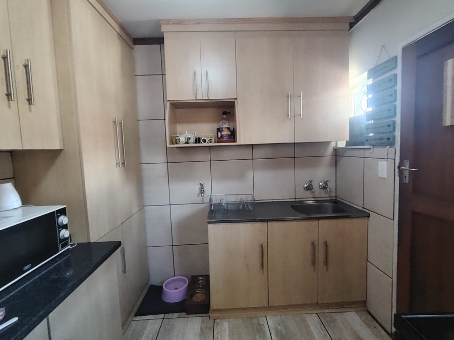  Bedroom Property for Sale in Uitsig Free State